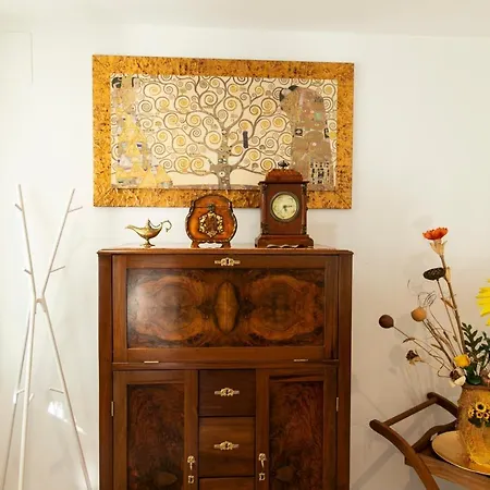 Gioviale House بيسكارا