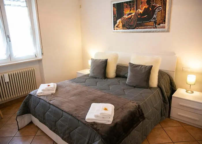 Apartament Gioviale House *